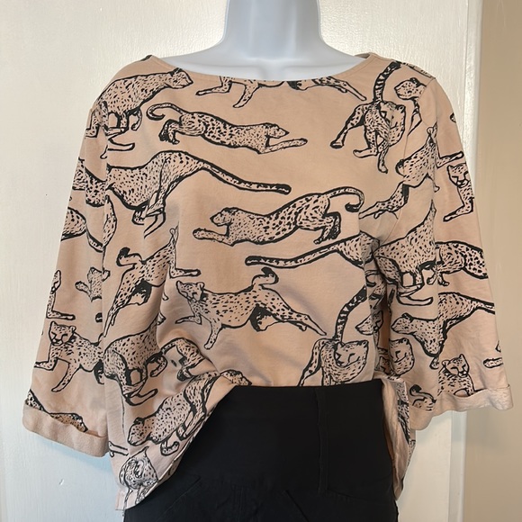 H&M Cheetah Top - Picture 4 of 7